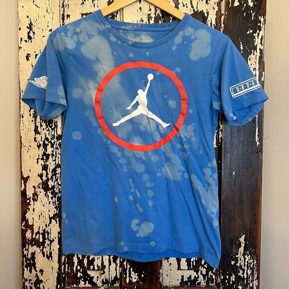 Other - Boys distressed Air Jordan T-shirt. Size L